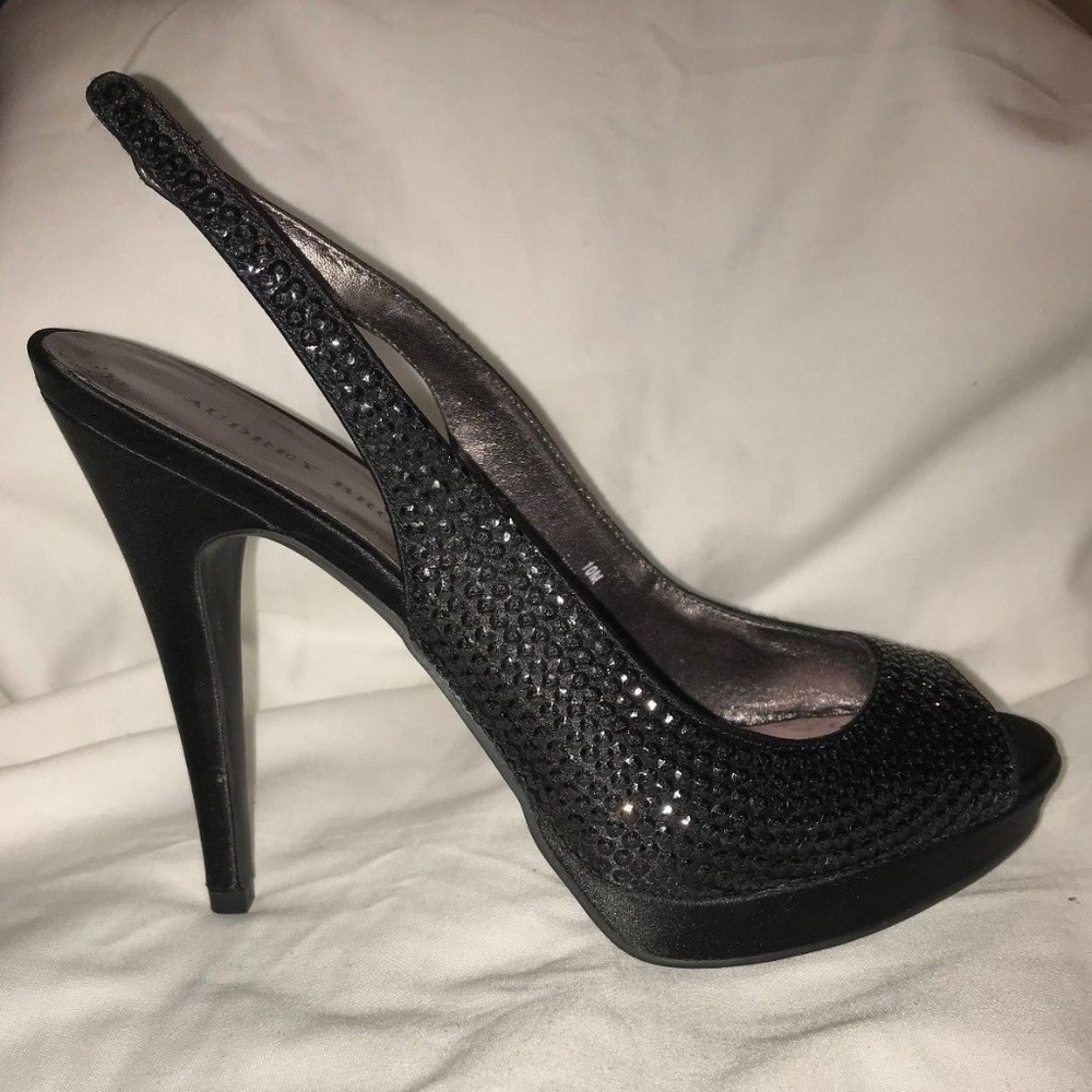 Audrey Brooke Ilene Sequin Satin Heels Size 10